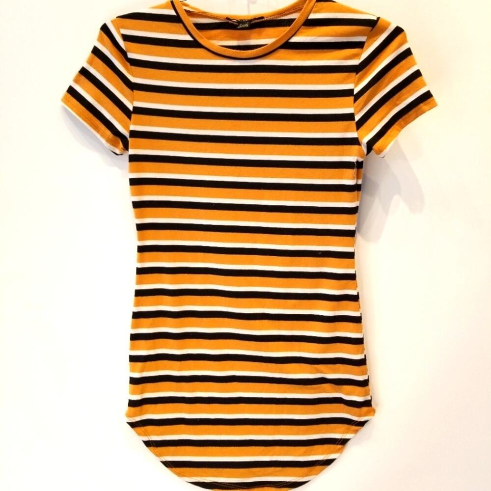 Revamped Girls T-Shirt Casual Dress Gold and Black‎ Striped Comfortable Size M